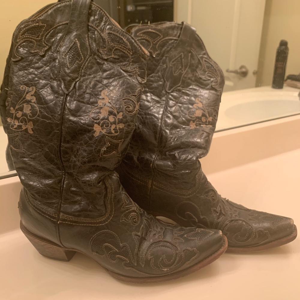 Corral western boots size 9